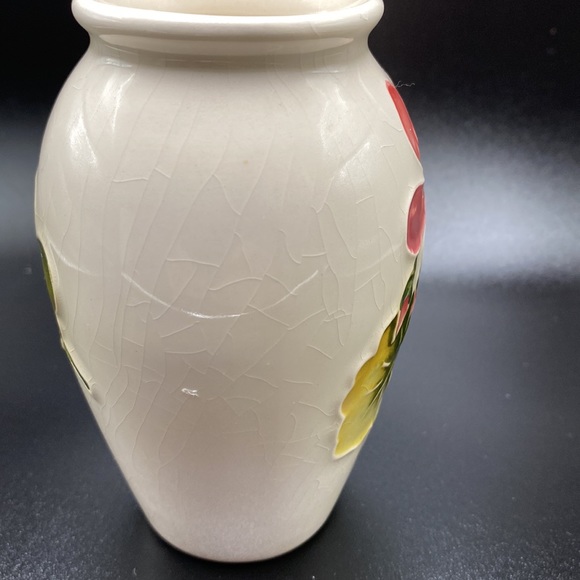 Vintage Moorcroft Miniature Pink Ceramic Flower Vase Made in England Mini RARE - Picture 3 of 7